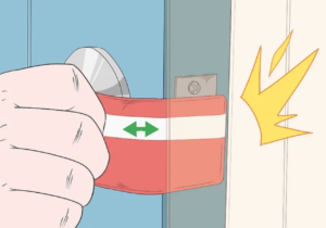 Bước 3 trong Bí kíp mở khoá cửa tay nắm tròn bằng thẻ card