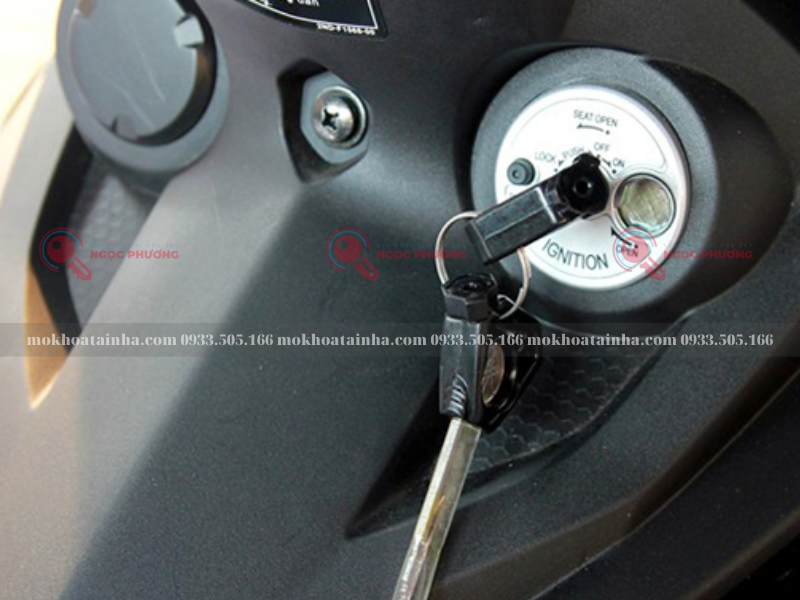 mokhoatainha.com 2 2