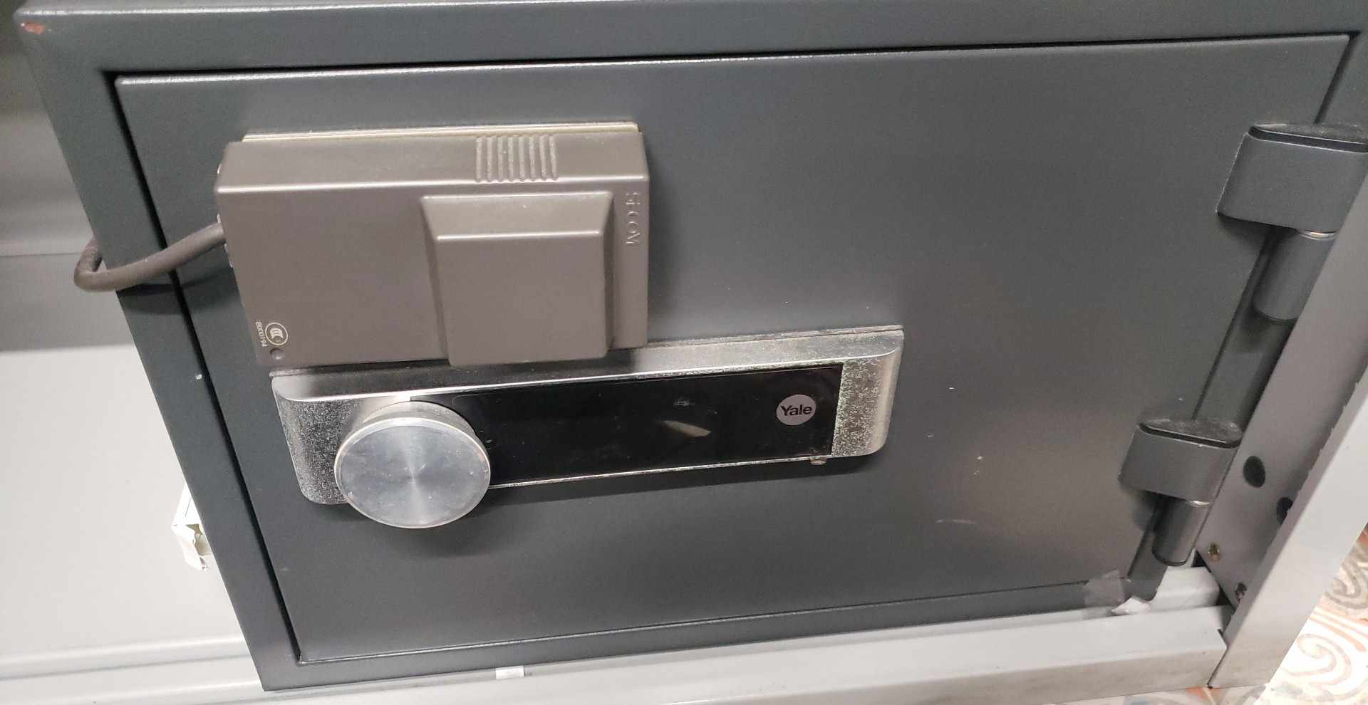 SỬA KHÓA KÉT SẮT TẠI NHÀ TP.HCM 32 ket sat 3