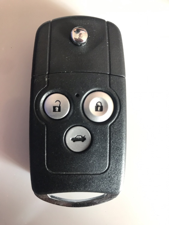 sua chia khoa oto 12