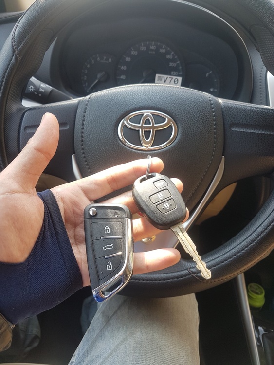 sua chia khoa oto 39